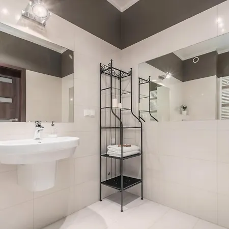 Apartamento Be My Guest Górskiego 6 *